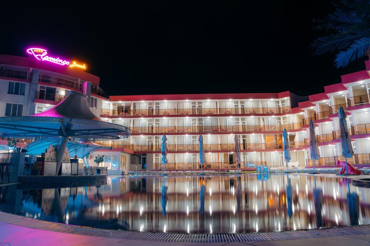 Flamingo Beach Hotel サニービーチ エクステリア 写真