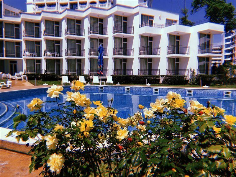 Flamingo Beach Hotel サニービーチ エクステリア 写真